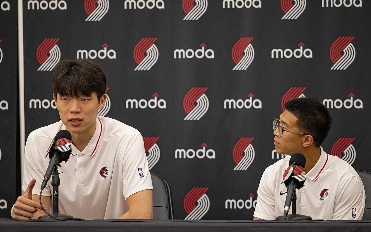 马赛训练开放日；国际比赛日造点机会引欢呼；NBA季后赛在即；细节决定成败的简单介绍-aiyouxi